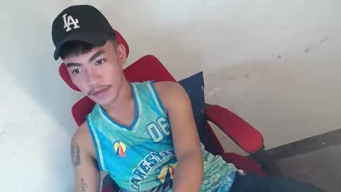 Snapshot of asian_kimxxx chatting on April 25, 2026, 9:45 pm don online show from April 25, 2026, 9:45 pm