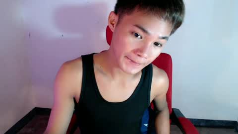 Snapshot of asian_lover05 chatting on June 15, 2026, 4:20 pm asian_lover05 online show from June 15, 2026, 4:20 pm