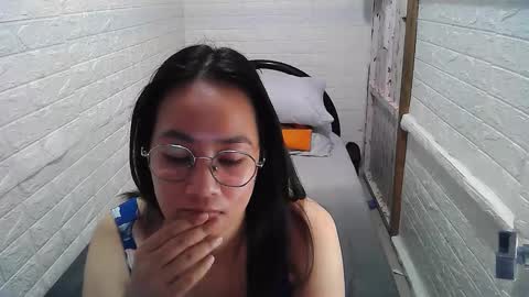 Snapshot of asian_sexydimples chatting on January 28, 2025, 3:57 pm Trixie online show from January 28, 2025, 3:57 pm