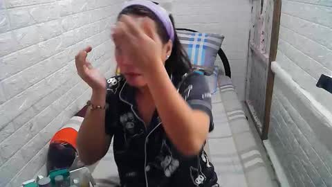 Snapshot of asian_sexydimples chatting on September 10, 2025, 12:05 pm Trixie online show from September 10, 2025, 12:05 pm