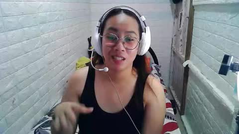 Snapshot of asian_sexydimples chatting on October 12, 2025, 2:32 am Trixie online show from October 12, 2025, 2:32 am