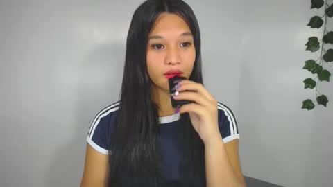 Snapshot of asian_yannie chatting on February 7, 2026, 4:33 pm Yan online show from February 7, 2026, 4:33 pm