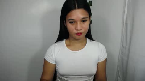 Snapshot of asian_yannie chatting on March 25, 2026, 4:57 pm Yan online show from March 25, 2026, 4:57 pm