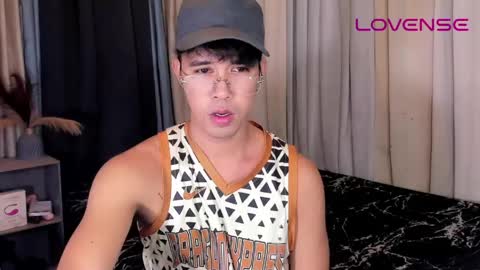 Snapshot of asiancum_peter chatting on June 1, 2026, 2:57 am asiancum_peter online show from June 1, 2026, 2:57 am