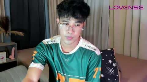 Snapshot of asiancum_peter chatting on June 5, 2026, 2:51 am asiancum_peter online show from June 5, 2026, 2:51 am