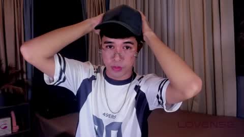 Snapshot of asiancum_peter chatting on July 3, 2026, 2:18 am asiancum_peter online show from July 3, 2026, 2:18 am