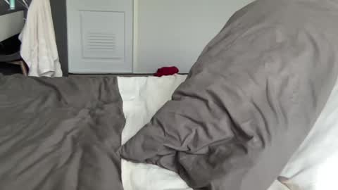 Snapshot of asiangirlandwhiteguy chatting on March 4, 2025, 3:11 am asiangirlandwhiteguy online show from March 4, 2025, 3:11 am