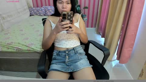 Snapshot of asianhot_babe chatting on April 2, 2026, 10:51 pm Melody online show from April 2, 2026, 10:51 pm