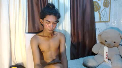 Nico online show from November 18, 2025, 6:01 pm