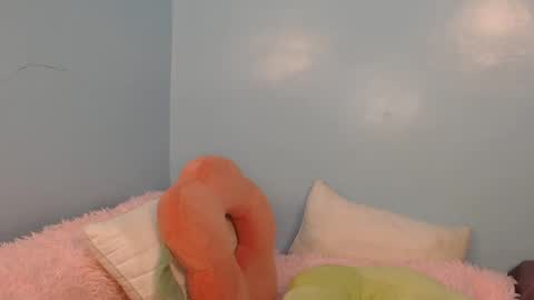 Cristie online show from April 7, 2026, 4:57 am