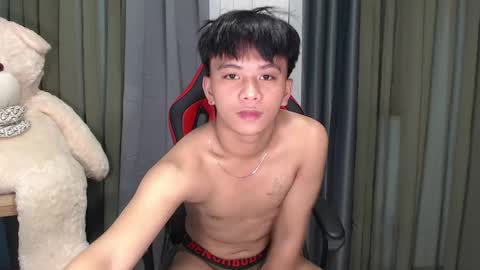 Snapshot of asianhunk_zam chatting on December 29, 2024, 3:03 pm Zam online show from December 29, 2024, 3:03 pm