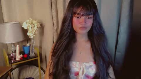 Kianna online show from December 21, 2025, 1:18 pm