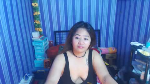 asiankitty23xx online show from May 11, 2026, 2:45 pm
