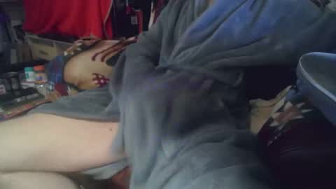 Snapshot of asianlooker chatting on December 18, 2024, 3:55 pm John online show from December 18, 2024, 3:55 pm