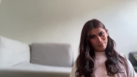 asianloreen24 online show from February 1, 2026, 3:05 am