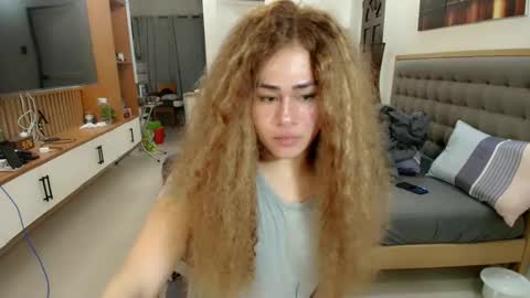 Snapshot of asiannaughtyerika chatting on January 14, 2025, 1:17 pm ERIKA 3 online show from January 14, 2025, 1:17 pm