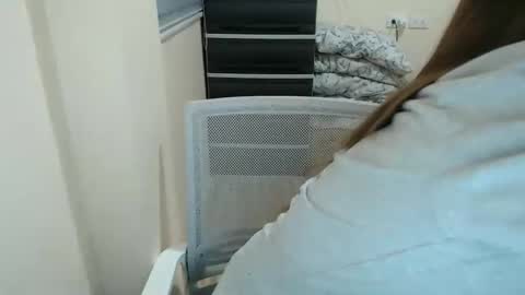 Snapshot of asianprettymay chatting on March 18, 2026, 1:58 pm asianprettymay online show from March 18, 2026, 1:58 pm