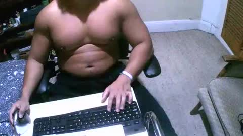 Snapshot of asianscottmusclejohnson93 chatting on December 22, 2024, 6:37 pm Johnson online show from December 22, 2024, 6:37 pm
