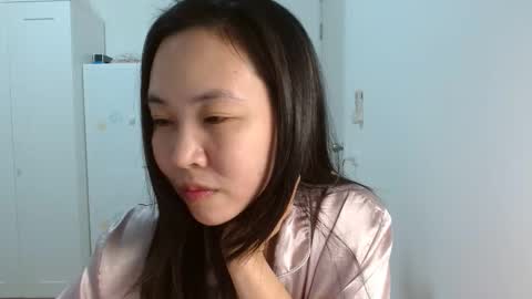 Snapshot of asiantabbyx chatting on February 9, 2026, 3:38 pm Tabby online show from February 9, 2026, 3:38 pm