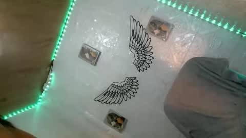 jane18 online show from April 6, 2026, 3:37 am