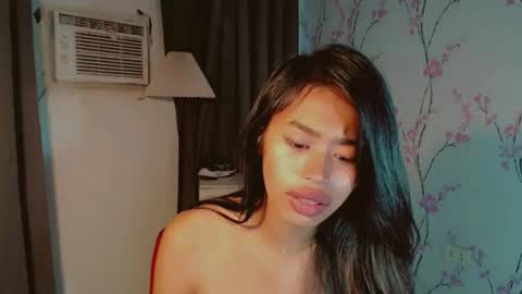 Snapshot of asiantreasures chatting on January 9, 2026, 12:13 am kisses online show from January 9, 2026, 12:13 am