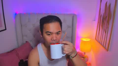 Zero online show from March 4, 2025, 8:24 am