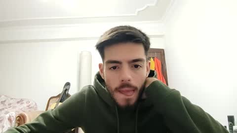 asihandsome06 online show from December 8, 2024, 6:28 pm