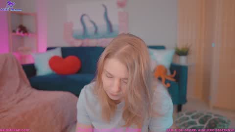 Snapshot of asiri_ocean chatting on February 24, 2026, 1:09 pm Asiri pronounced Ah-siri Please no nicknames 3 online show from February 24, 2026, 1:09 pm