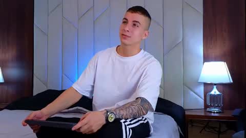 Asmodeo  -   online show from January 16, 2025, 11:37 pm