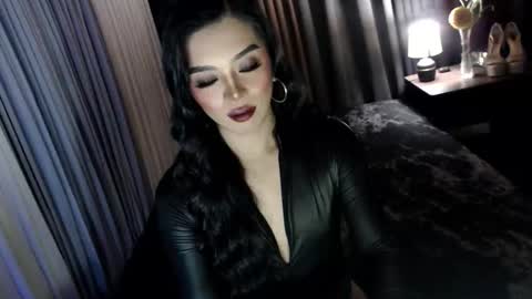 Margaux Miller online show from October 20, 2025, 5:24 pm