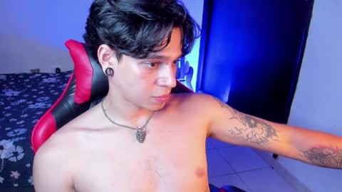 Snapshot of asmodeuszz chatting on May 9, 2026, 1:00 am asmodeuszz online show from May 9, 2026, 1:00 am