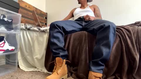 JordanSNK online show from April 18, 2026, 8:42 pm