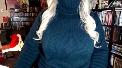 Aspen Vale online show from December 3, 2025, 9:57 pm