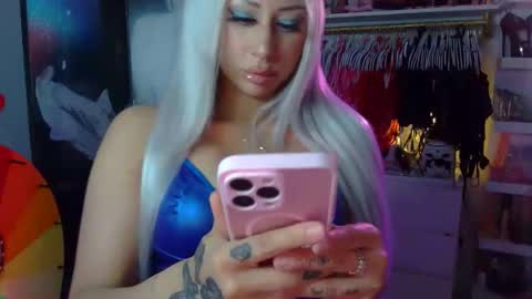 Snapshot of aspenmadden chatting on September 17, 2025, 12:01 am iwantaspen online show from September 17, 2025, 12:01 am