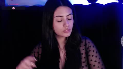 Snapshot of aspenruss chatting on March 1, 2025, 1:32 am online show from March 1, 2025, 1:32 am