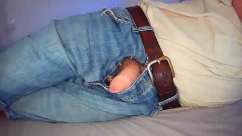 Will take commands from GuysWomenCouples etc online show from September 14, 2025, 8:19 pm