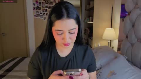 Ashley online show from March 18, 2026, 3:31 am