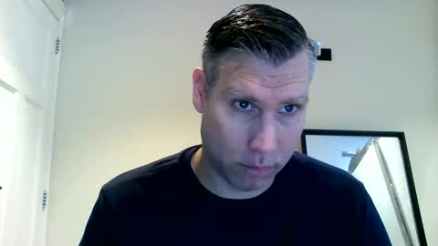 Snapshot of assmani28 chatting on January 2, 2025, 10:16 am Assmani28 online show from January 2, 2025, 10:16 am