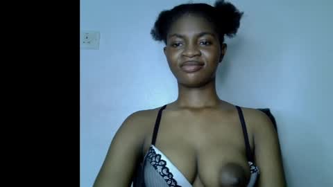 Lily online show from May 13, 2026, 9:22 pm