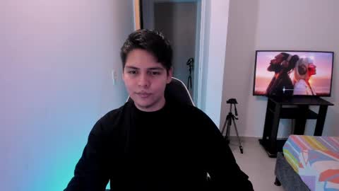 Asta Kuno online show from May 29, 2026, 4:43 am