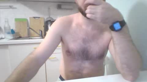 astleitx online show from December 5, 2025, 5:09 pm