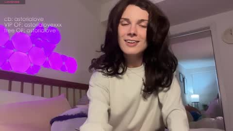 AstoriaLove online show from February 28, 2026, 4:57 am