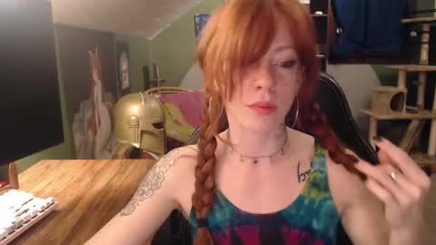 Snapshot of astraeasiren chatting on December 12, 2024, 4:37 am AstraeaSiren online show from December 12, 2024, 4:37 am