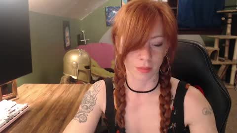 Snapshot of astraeasiren chatting on February 4, 2025, 5:53 am AstraeaSiren online show from February 4, 2025, 5:53 am