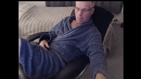 horny older online show from October 9, 2025, 5:44 pm