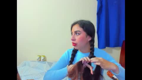 Mag and Molly online show from November 5, 2025, 3:17 am