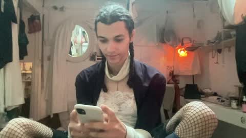 Astro Doll online show from March 27, 2026, 1:22 pm