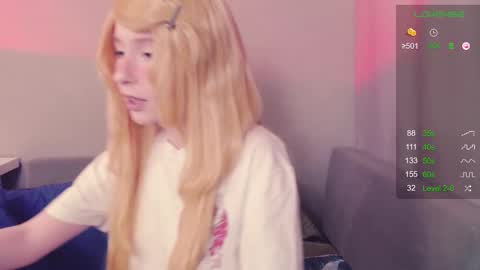 Bonnie online show from December 21, 2025, 6:04 pm