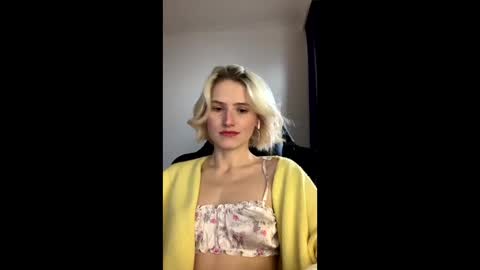 asya_new online show from October 22, 2025, 7:41 am