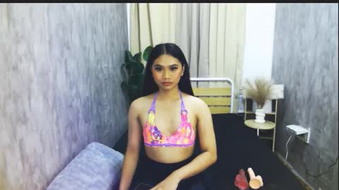 atashakendall online show from February 20, 2026, 3:45 pm